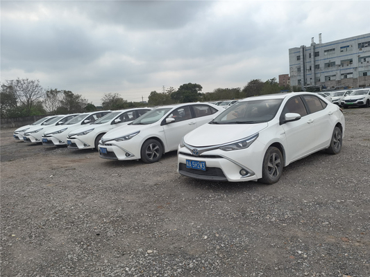 2017 Toyota Corolla Levin 1.8L Híbrido White Limousine asequible y vehículos de segunda mano