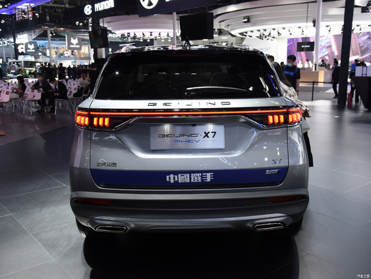 124KW Potencia total del motor Baic Beijing X7 PHEV Enchufe en SUV híbrido Coche con conducción izquierda