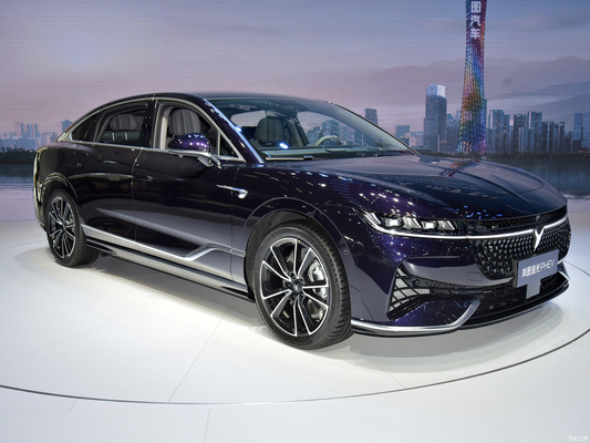 2023 2024 Lantu Dongfeng Voyah Pasión Voyah Zhuiguang Phev Car Plug In Híbrido 4WD Largo alcance