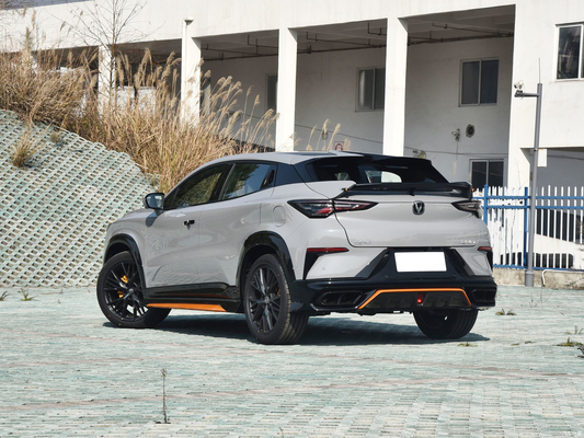 2023 Dirección izquierda Changan UNI-T 1.5T Sport Flagship SUV compacto con techo solar panorámico