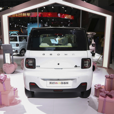 Listo para el envío 2022 Geely Panda Mini EV 4 asientos Pure Car eléctrico 120km / 200km alcance
