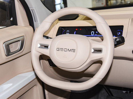 Listo para el envío 2022 Geely Panda Mini EV 4 asientos Pure Car eléctrico 120km / 200km alcance