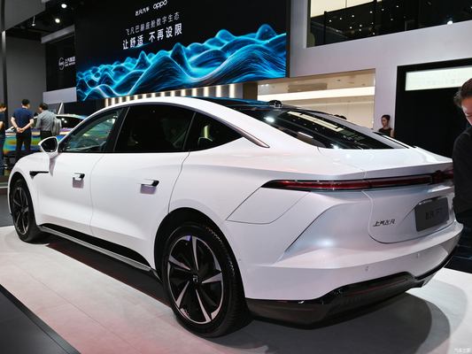 2024 Feifan F7 Saic Rising Auto Coche eléctrico para adultos Velocidad máxima 200 KM/h 5 asientos