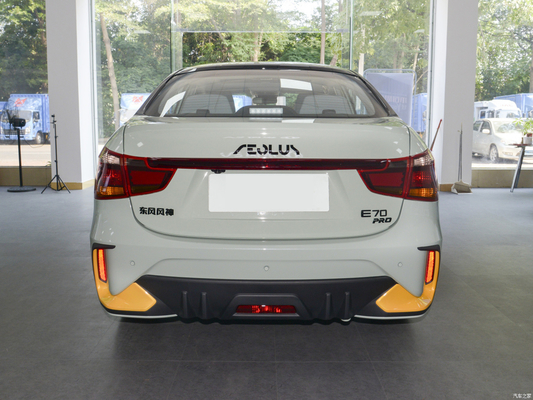 Como imagen 2023 Dongfeng Aeolus E70 Yizhi Versión 420KM duración de la batería Tipo de combustible híbrido