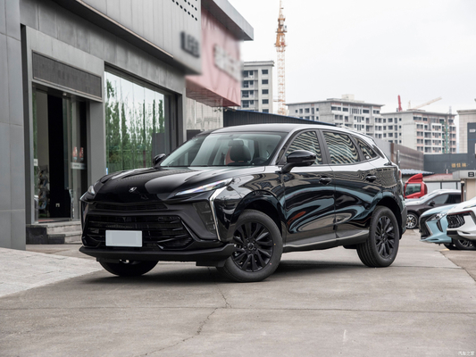 Compacto y asequible Dongfeng Fengxing Forthing T5 EVO SUV de gasolina con motor de 1.5T