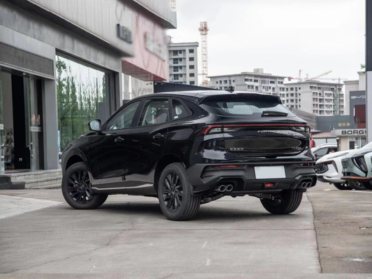 Compacto y asequible Dongfeng Fengxing Forthing T5 EVO SUV de gasolina con motor de 1.5T