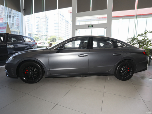 2022 Hyundai Sonata 270T CDI DCT 20o Aniversario Limousine con distancia entre ejes 2500-3000 mm