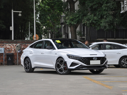 2023 Hyundai Lafesta 270T N Line DLX de lujo sedán de 4 puertas de gasolina coche de conducción izquierda 5 bolsas de aire