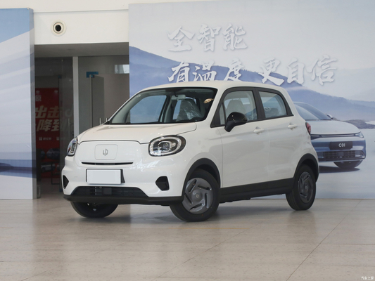 LEAPMOTOR T3 200 Coche eléctrico de 5 puertas con 4 asientos e integración de tecnología híbrida