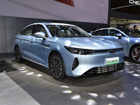 2024 Chery Fengyun A8 Vehículo eléctrico híbrido enchufable con rango eléctrico puro de 106KM