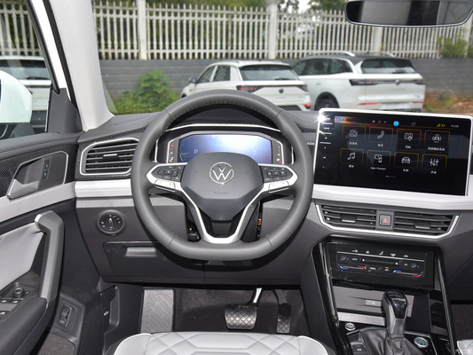 Volkswagen Tayron 300TSI SUV de dos ruedas motrices de lujo PLUS versión avanzada para 5 asientos