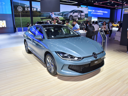 Euro VI Estándar de emisiones 2024 Volkswagen Lamando L 200TSI DSG Versión de moda Hatchback