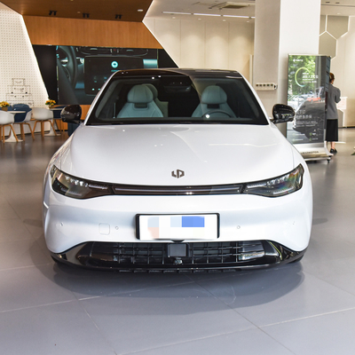 Gran espacio Leapmotor C01 EV Coches Carro Electrico Para Adultos Con Y R18 Tamaño del neumático