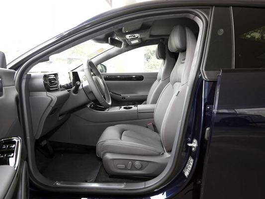 Gran espacio Leapmotor C01 EV Coches Carro Electrico Para Adultos Con Y R18 Tamaño del neumático