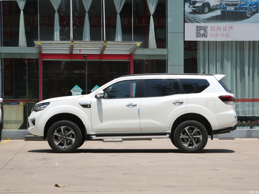 Volante multifunción y luz diurna LED Nissan Paladin 2023 2.0T con tracción a las cuatro ruedas SUV exclusivo