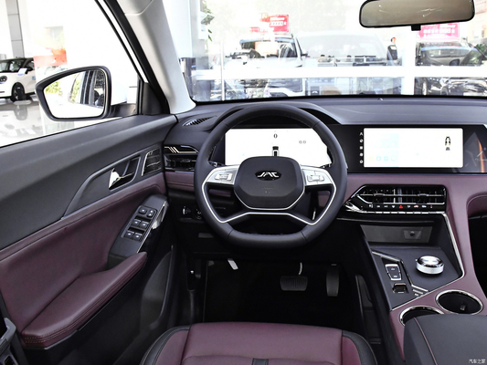2024 Jac X8 Plus 7 plazas faro LED SUV de gasolina con una capacidad de tanque de combustible de 50-80L