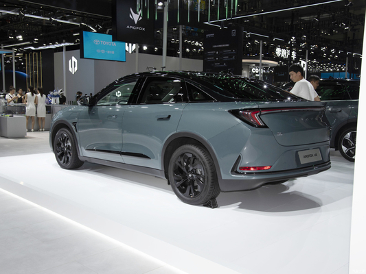 Energía Baic Arcfox Alpha S 735E 160KW EV Auto de alta velocidad Gran espacio Dirección izquierda Largo alcance