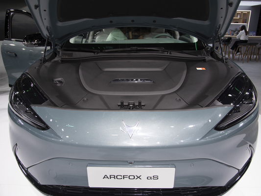 Energía Baic Arcfox Alpha S 735E 160KW EV Auto de alta velocidad Gran espacio Dirección izquierda Largo alcance