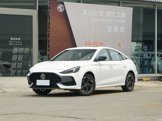 Aire acondicionado automático Mg5 2023 300TGI DCT sedán de 4 puertas y 5 plazas con velocidad máxima de 200 KM/h