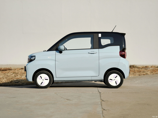 Chery QQ Ice Cream EV Mini Car eléctrico de 3 puertas 4 asientos Velocidad máxima de 100 KM/h para adultos