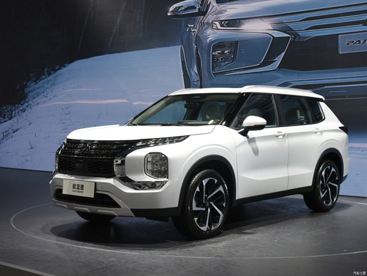 Sistema de dirección eléctrica 2023 Mitsubishi Outlander 1.5T SUV Zunyao con tracción en las cuatro ruedas