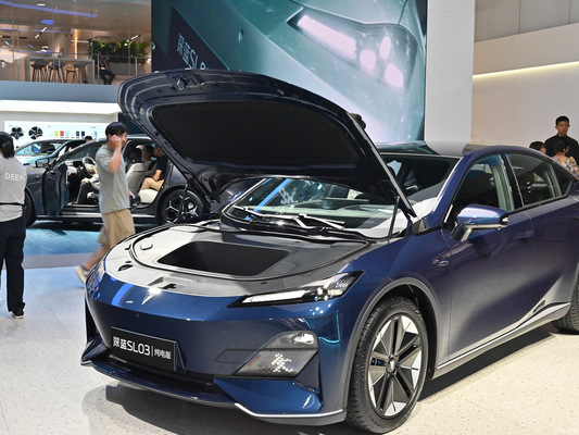 2023 Shenlan SL03 Coche eléctrico 515KM 5 puertas 5 asientos sedán con 190 kW de potencia total del motor