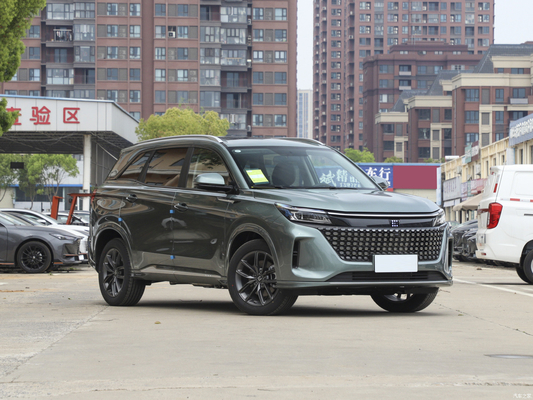 Auto eléctrico de alta velocidad 2023 Landian E5 SUV híbrido Ev Car con 4 puertas y 5 asientos