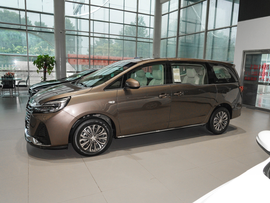MPC Land Business Class 2023 Buick GL85 con diseño de 7 asientos y gran espacio libre de 10°-15°