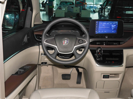 MPC Land Business Class 2023 Buick GL85 con diseño de 7 asientos y gran espacio libre de 10°-15°