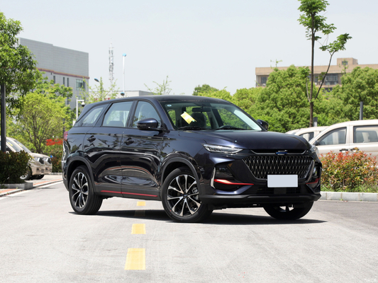 5 puertas 5 asientos SUV 2023 Changan Oshan X7 Plus Coche de gas con 4730 * 1870 * 1720mm Dimensiones