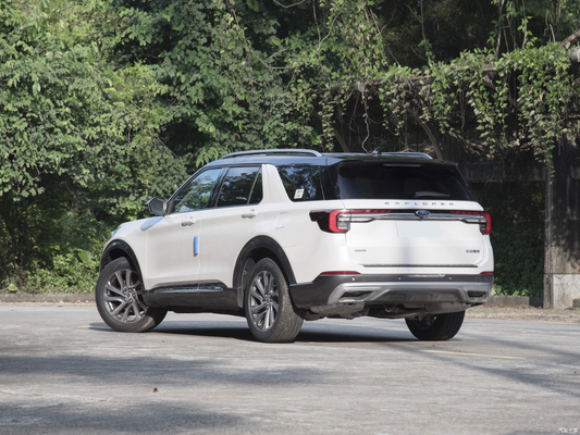 Liberen el poder del 2023 ECOBOOST 285 SUV con motor turbo 6 asientos y tracción trasera