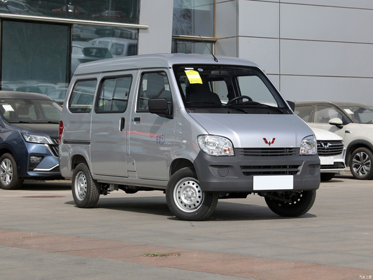 75KW Potencia total del motor 2023 Wuling VAN Furgoneta izquierda con 5 asientos y puerta corredera lateral