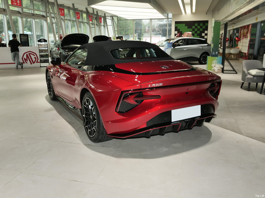 2023 MG Cyberster de vanguardia de los coches eléctricos deportivos con 501 km CLTC y diseño 4WD