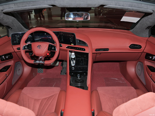 2023 MG Cyberster de vanguardia de los coches eléctricos deportivos con 501 km CLTC y diseño 4WD