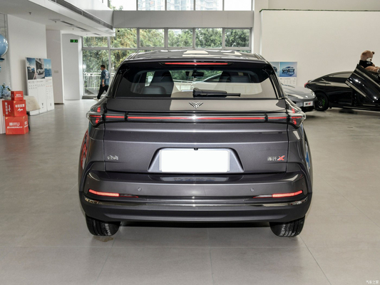 Vehículo eléctrico NETA X 400 Vehículo eléctrico con autonomía eléctrica de 401 km y velocidad máxima de 150 KM/h