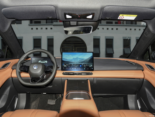 520KM CLTC Dirección izquierda 2024 Hycan A06 PLUS Pure Electric Luxury Car para el rendimiento