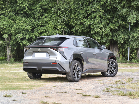 2024 Toyota Bz4x 4WD SUV eléctrico con rango de 560KM 160KM/h Velocidad máxima 4690*1860*1650mm