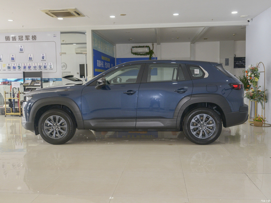 Cómodo 2023 CX-50 SUV de gasolina con retrovisor eléctrico y dirección izquierda