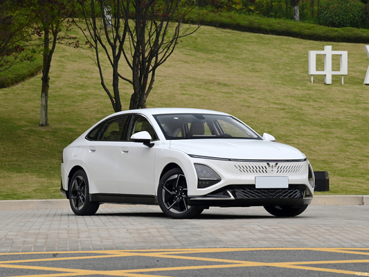 Wuling Xingguang 2023 150 sedán híbrido avanzado de 4 puertas 5 asientos 105KM alcance eléctrico puro
