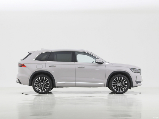 2024 Geely Monjaro L Zhiqing 1.5T SUV de 5 puertas y 5 asientos con suspensión Macpherson