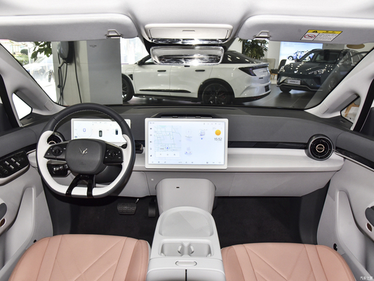 2023MPV ARCFOX KALA Vehículo eléctrico de 5 puertas y 4 asientos con 200 kW de potencia del motor y garantizado
