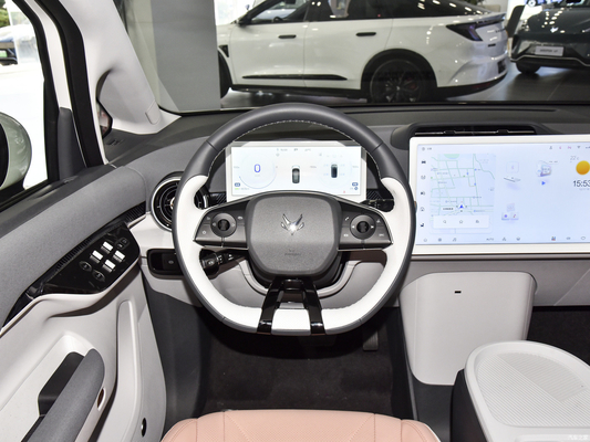 2023MPV ARCFOX KALA Vehículo eléctrico de 5 puertas y 4 asientos con 200 kW de potencia del motor y garantizado