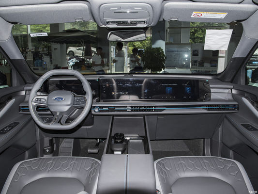 2023 Fordedge L2.0T ECOBOOST 2WD Modelo de lujo de 7 asientos equipado con techo solar panorámico
