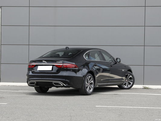 Cuerpo integral Jaguar XFL 2.0T 2000Ps Automóvil de gasolina 2WD Limousina 2WD Edición de lujo de élite