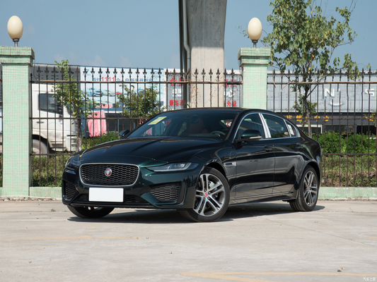 2024 Jaguar XEL 2.0T 250PS Sedán deportivo agresivo con ABS Sí y 8 cambios hacia adelante