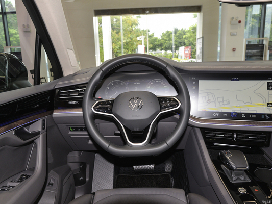 s Top-Performance Touareg 2.0T TSI Ruishang Edition SUV de 5 plazas mediano y grande
