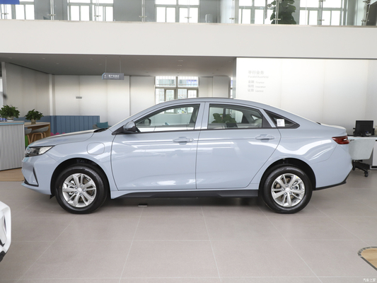 Descubra el Maple 60s PRO su opción definitiva para coches eléctricos de 5 plazas en 2022