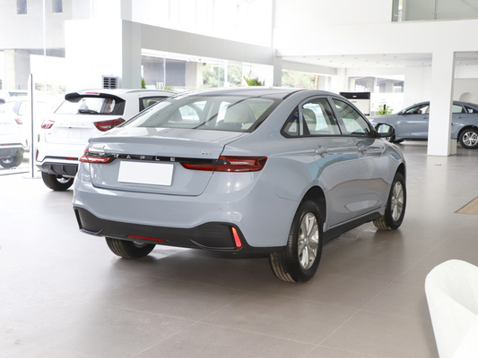 Descubra el Maple 60s PRO su opción definitiva para coches eléctricos de 5 plazas en 2022