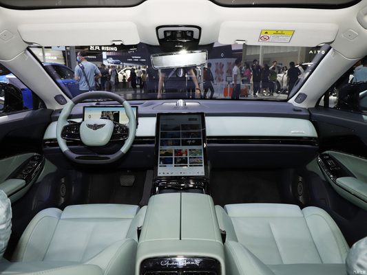 Auto eléctrico puro de alta velocidad Yuanhang Y6 2023 con 1020KM de largo alcance y 205km/h de velocidad máxima