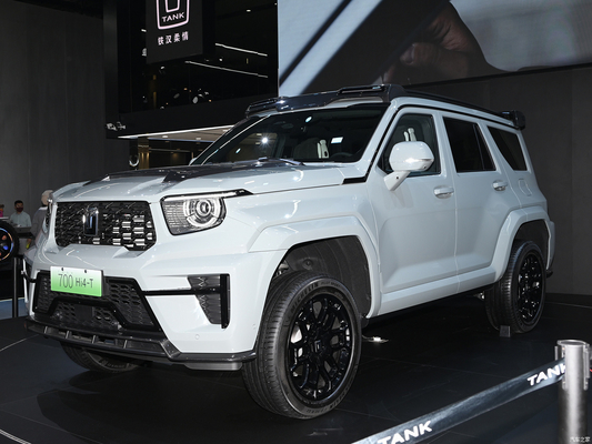 Tank 700 Hi4-T 2024 SUV híbrido con 120KW de potencia del motor y estructura de la carrocería de 5 puertas y 5 asientos